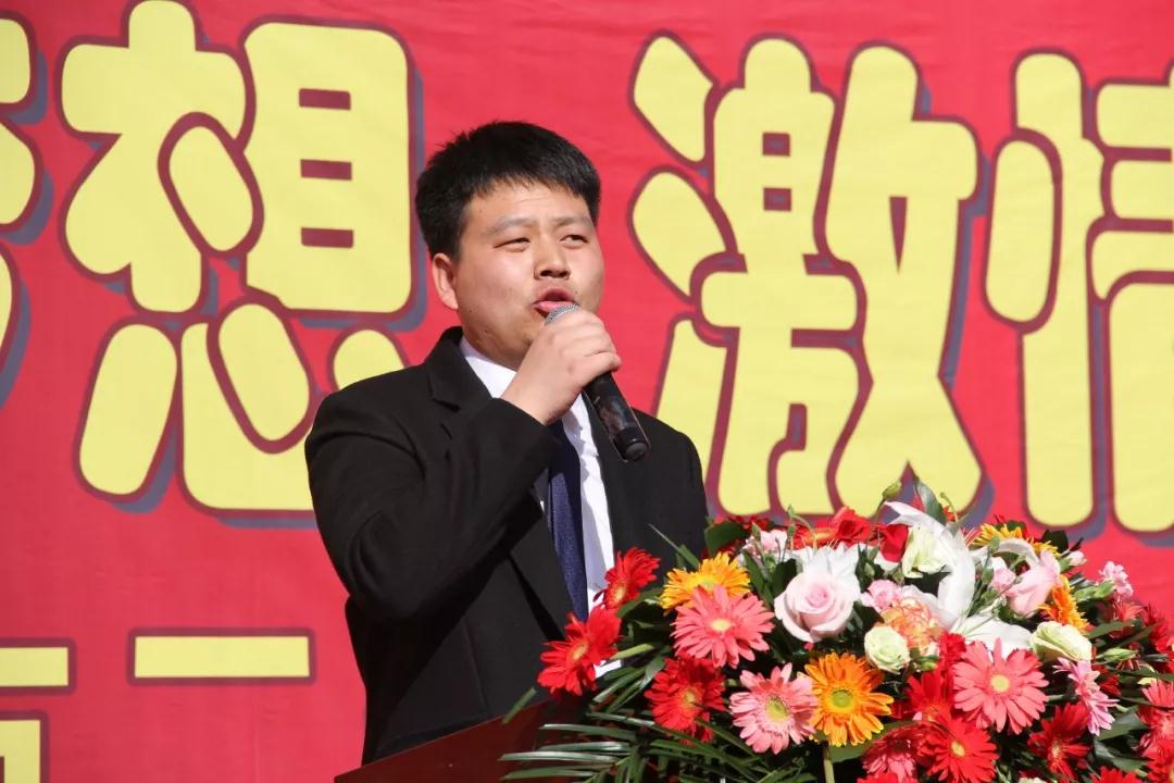 南陽市二十一學校李昶志