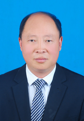 <a href='http://www.aimengyoueeeryuan.com/tags/第一完全學校/' target='_blank'><u>南陽市第一完全學校</u></a>高中部校長羅東