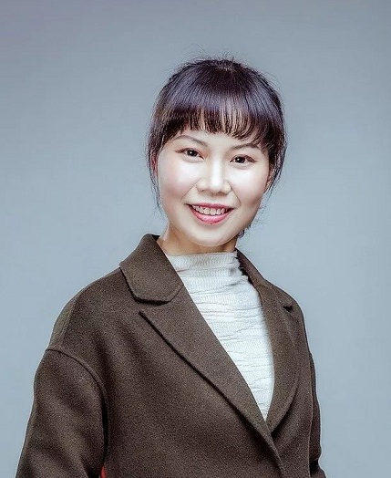 <a href='http://www.aimengyoueeeryuan.com/tags/第一完全學校/' target='_blank'><u>南陽市第一完全學校</u></a>小學部校長