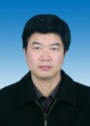 包留興，兩次獲得省級賽科一等獎，一級教師，