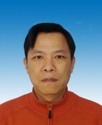 何一兵：特級教師，河南省學科帶頭人，省優秀