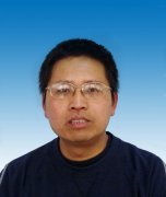 謝青峰：河南省骨干教師，高級教師，歷史組長