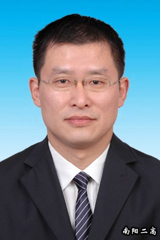 肖寒鵬：河南省骨干教師，高級教師，信息技術